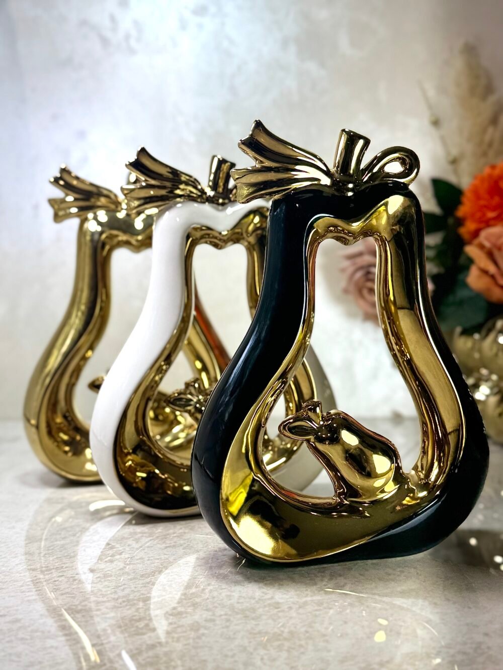 Décoration Poire Dorée – Design Élégant Disponible en 3 Couleurs