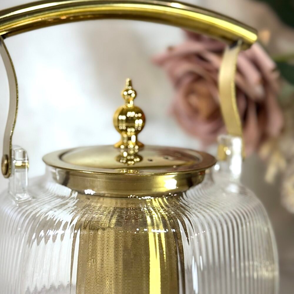 Théière en Verre Résistante à la Chaleur avec Panier à Infusion – Élégance et Praticité pour un Thé Parfait