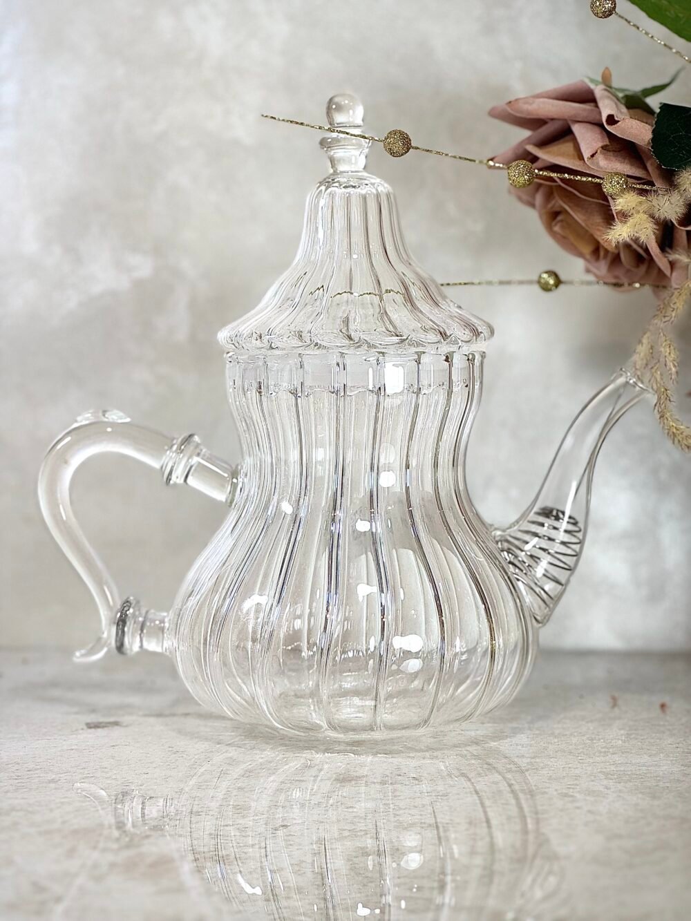 Théière Marocaine en Verre Transparent – Tradition et Élégance pour le Service du Thé à la Menthe