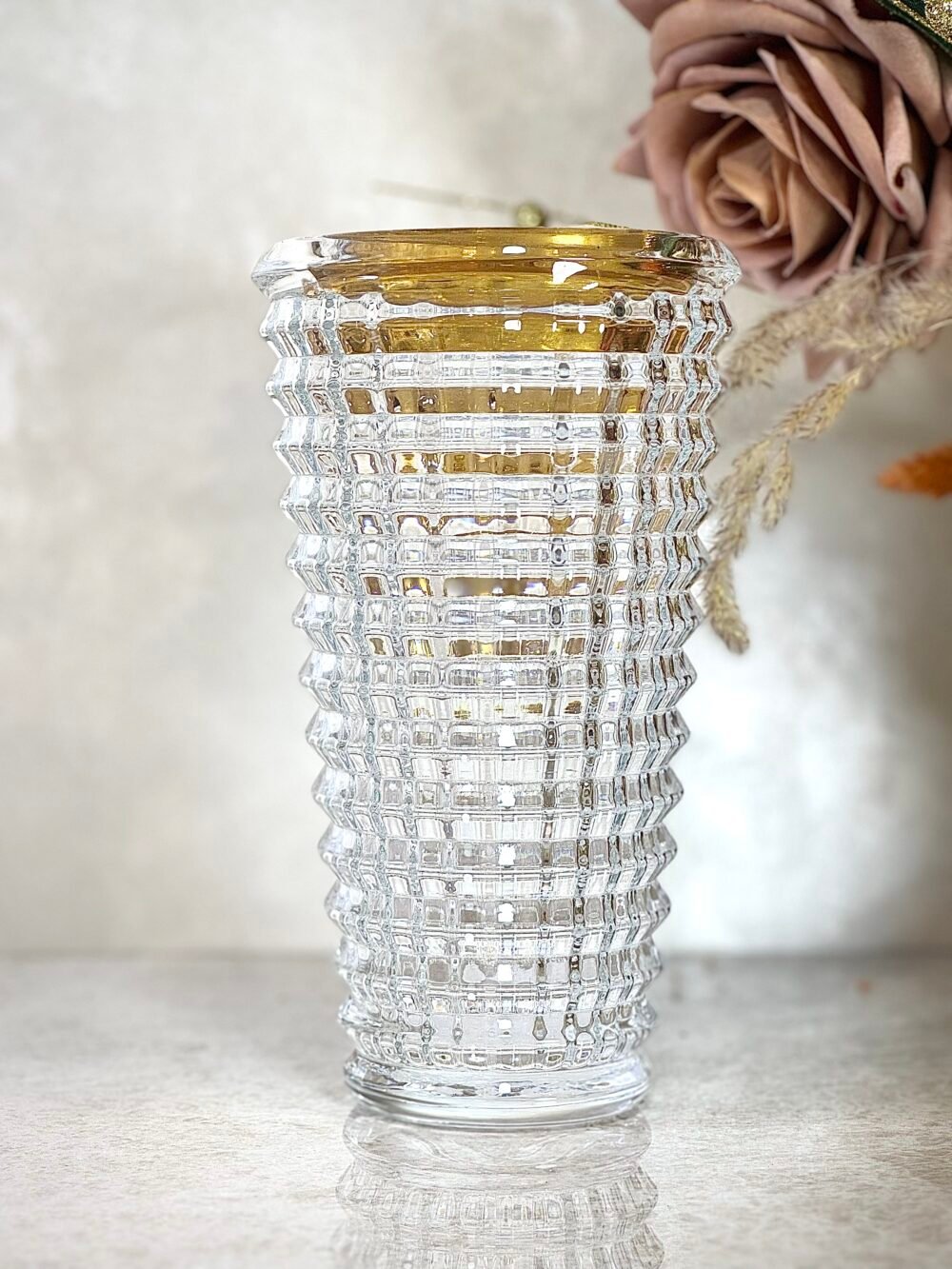 Brûleur d’Oud en Verre Cylindrique Rayé – Élégance Moderne et Parfum Raffiné (Deux Tailles)