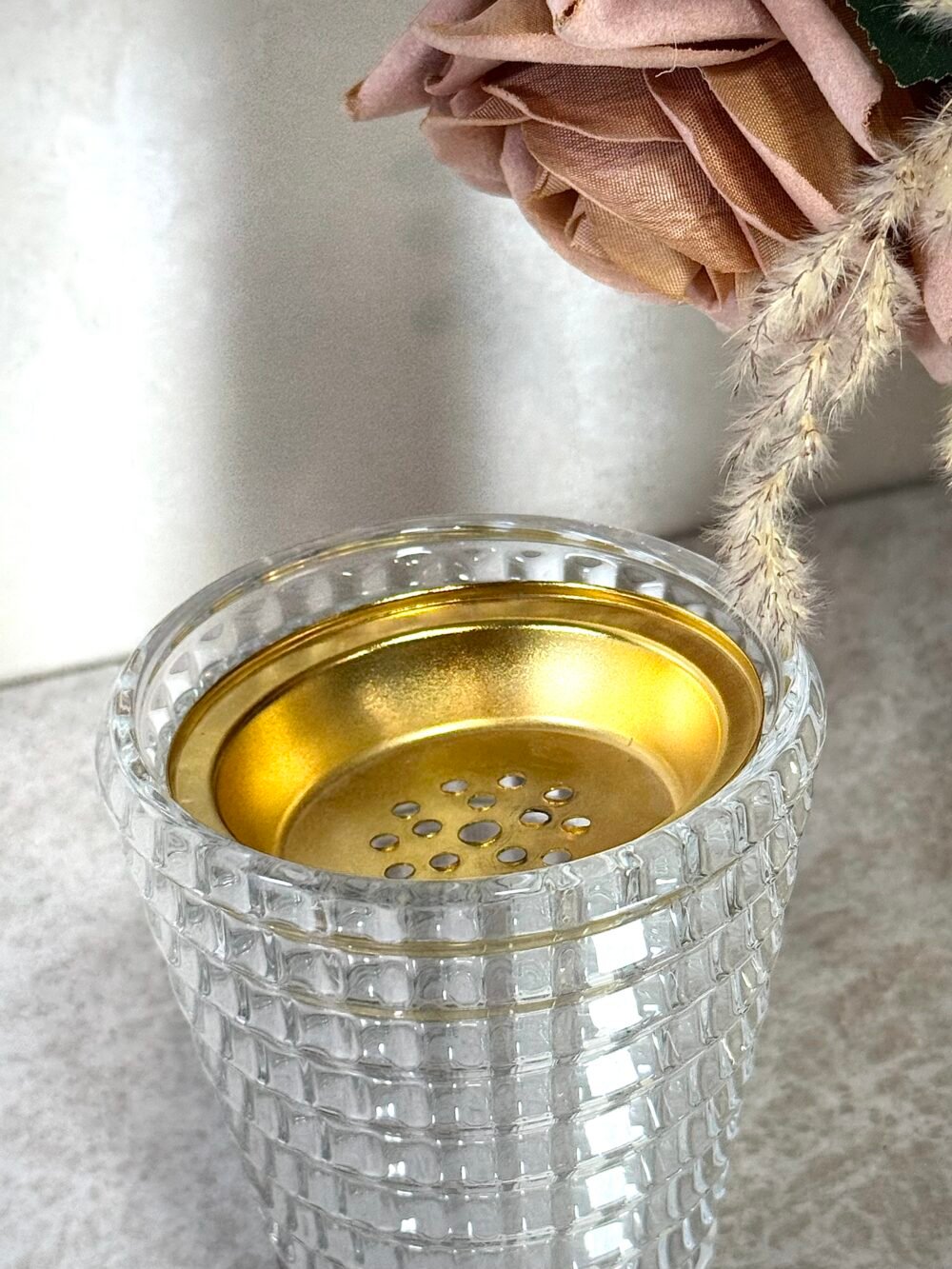 Brûleur d’Oud en Verre Cylindrique Rayé – Élégance Moderne et Parfum Raffiné (Deux Tailles)