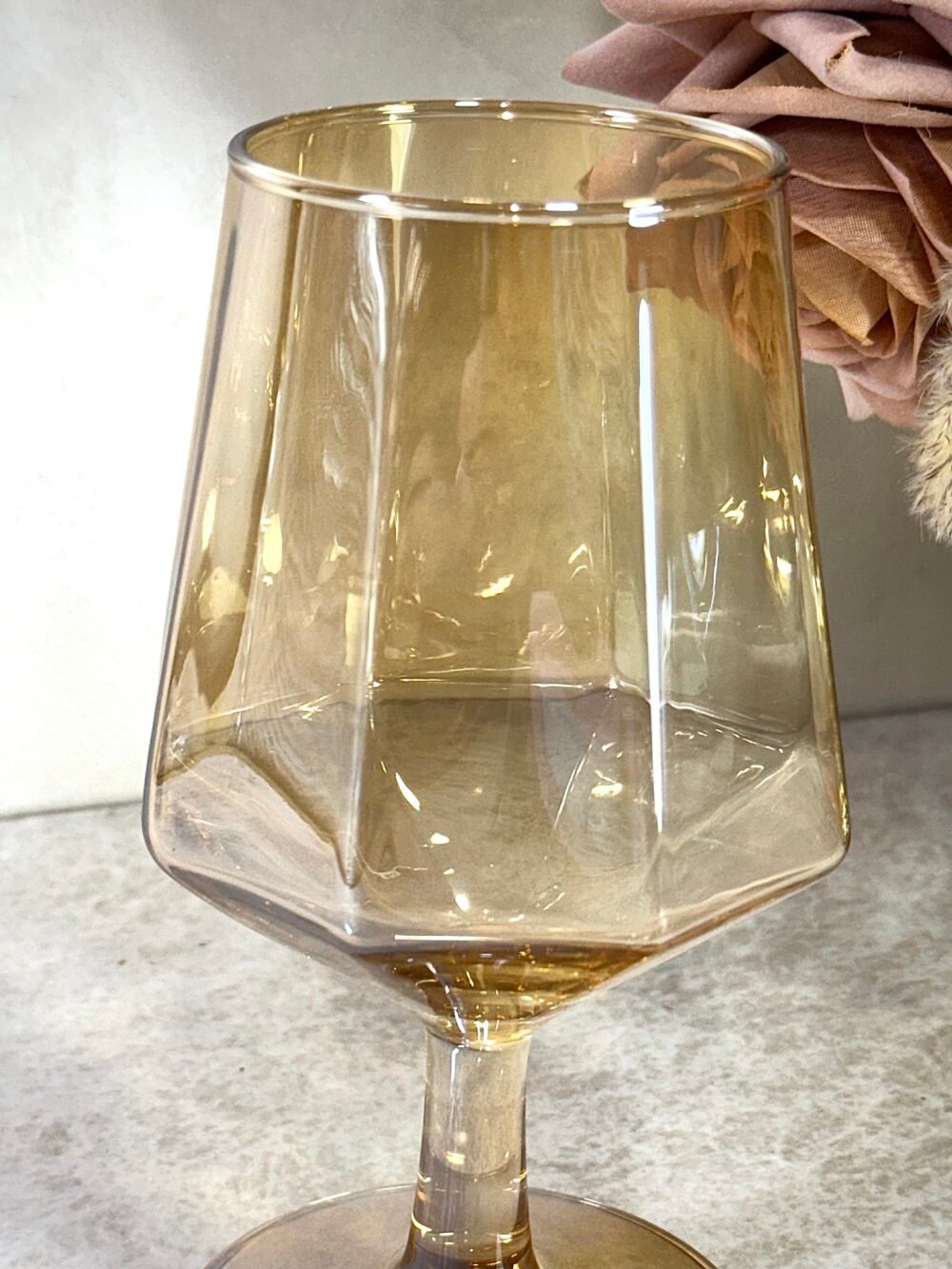 Ensemble de 6 Coupes en Verre Ambre – Élégance Chaleureuse et Design Raffiné pour Vos Boissons