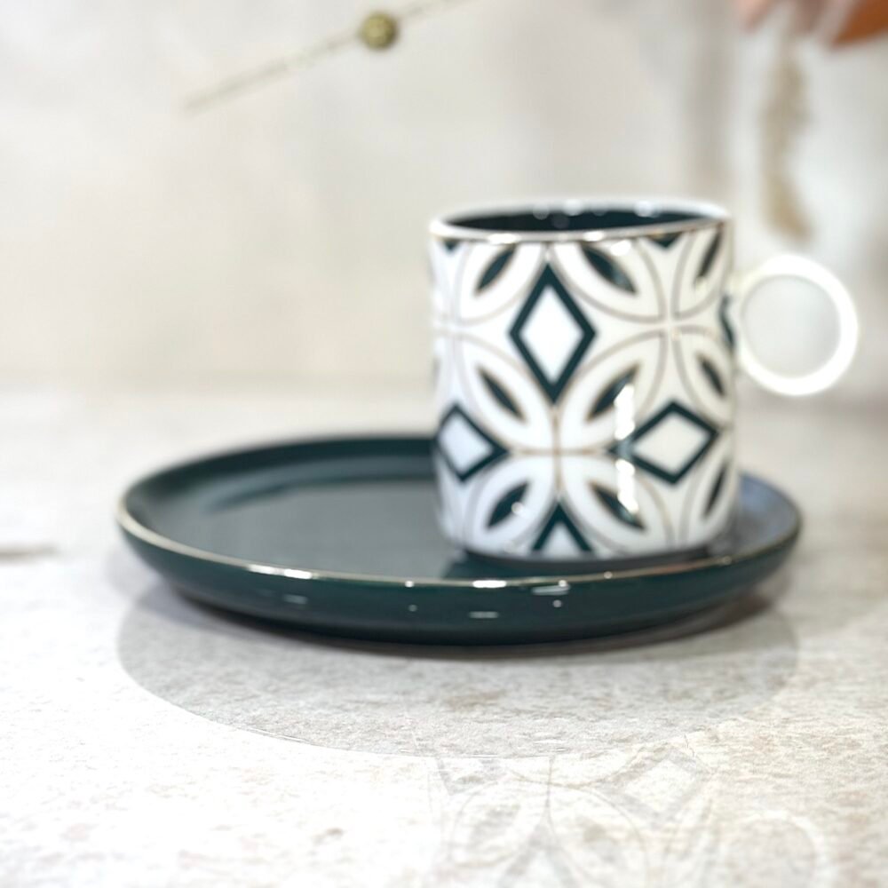 Ensemble de 6 Tasses à Café Vertes et Blanches – Simplicité Élégante pour un Moment de Dégustation Raffiné