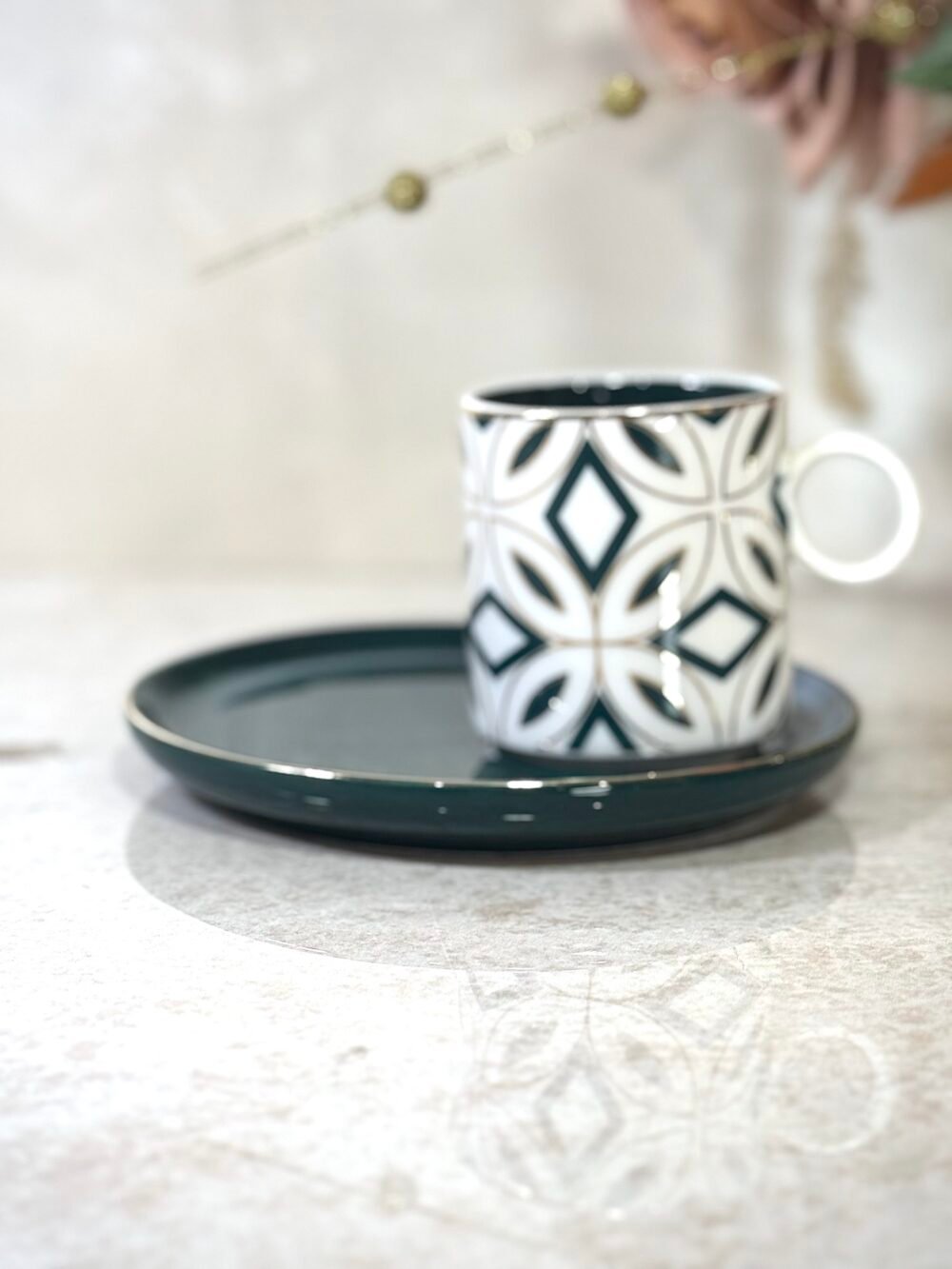 Ensemble de 6 Tasses à Café Vertes et Blanches – Simplicité Élégante pour un Moment de Dégustation Raffiné