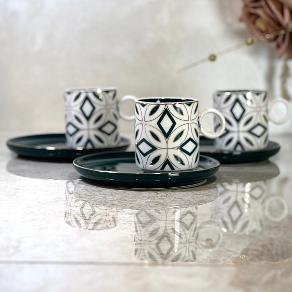 Ensemble de 6 Tasses à Café Vertes et Blanches – Simplicité Élégante pour un Moment de Dégustation Raffiné