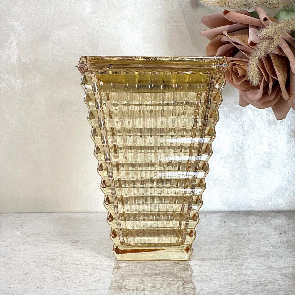 Brûleur d’Oud Rectangulaire en Verre Amber Clair Texturé – Raffinement Chaleureux et Intemporel