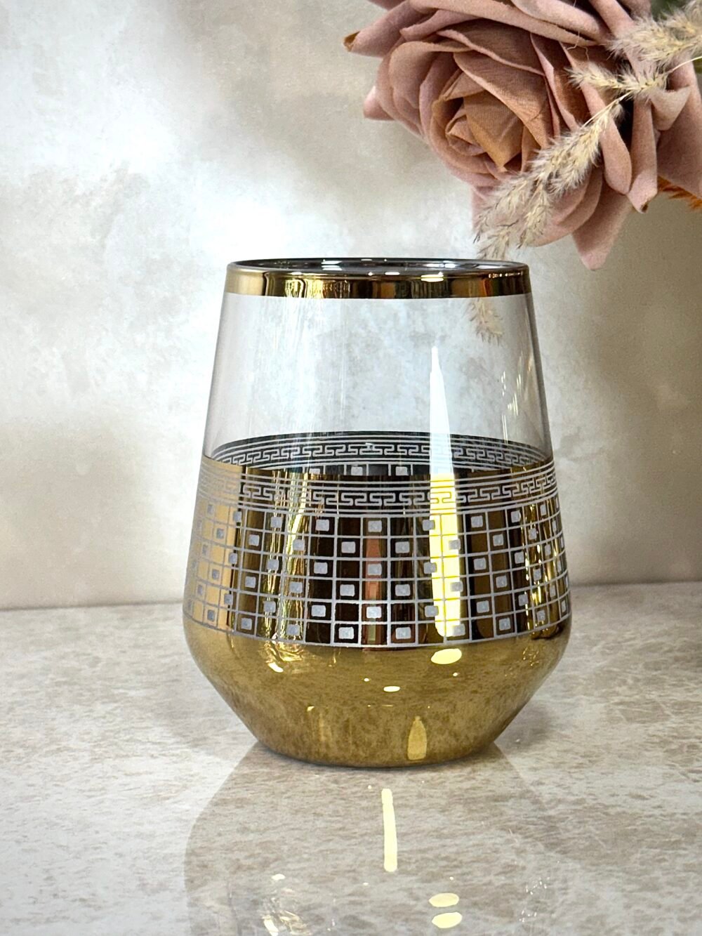 Ensemble Carafe en Verre Clair avec 6 Verres – Finitions Dorées Élégantes pour une Table Raffinée