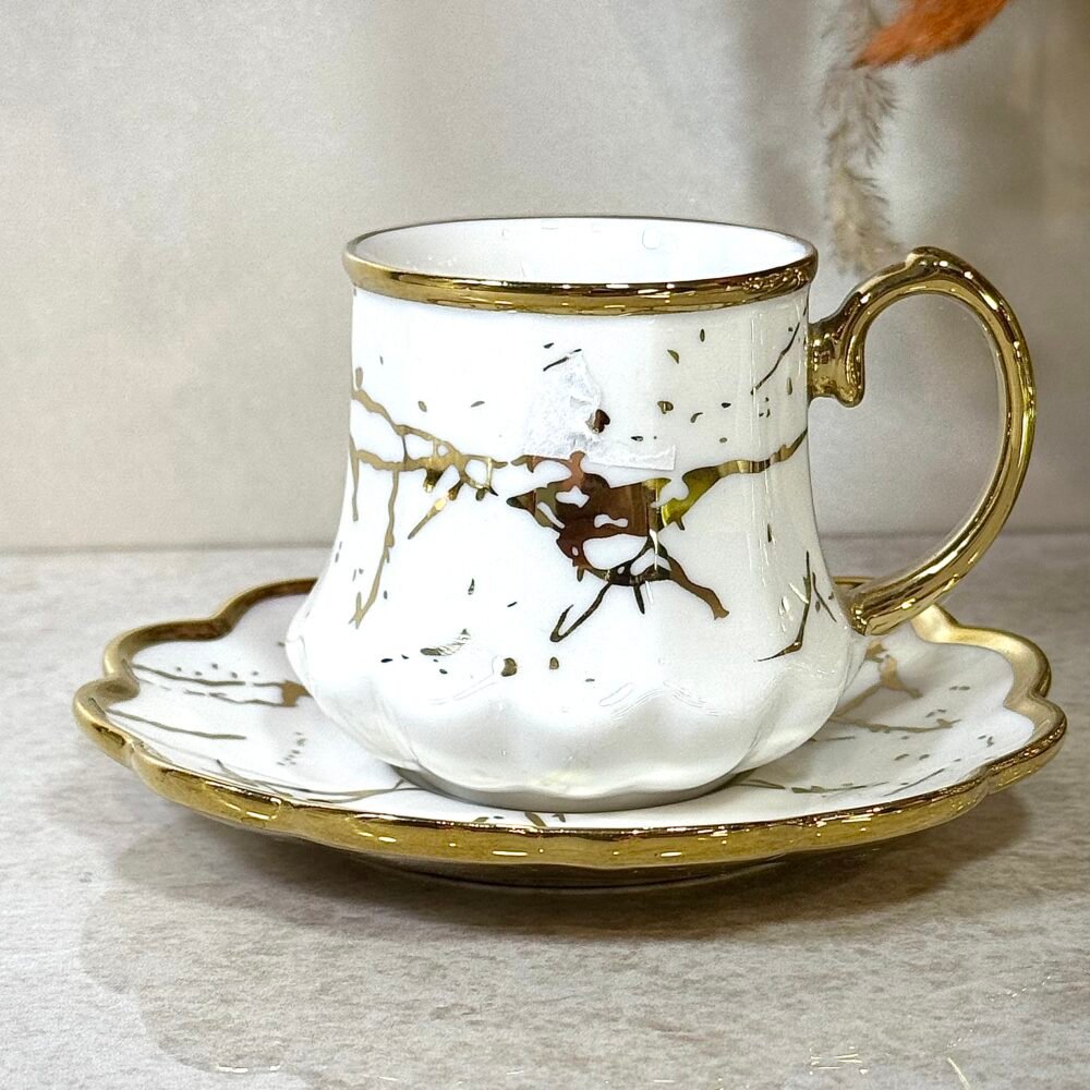 Ensemble de 6 Tasses à Café Blanches et Dorées – Chic Intemporel pour une Table Élégante