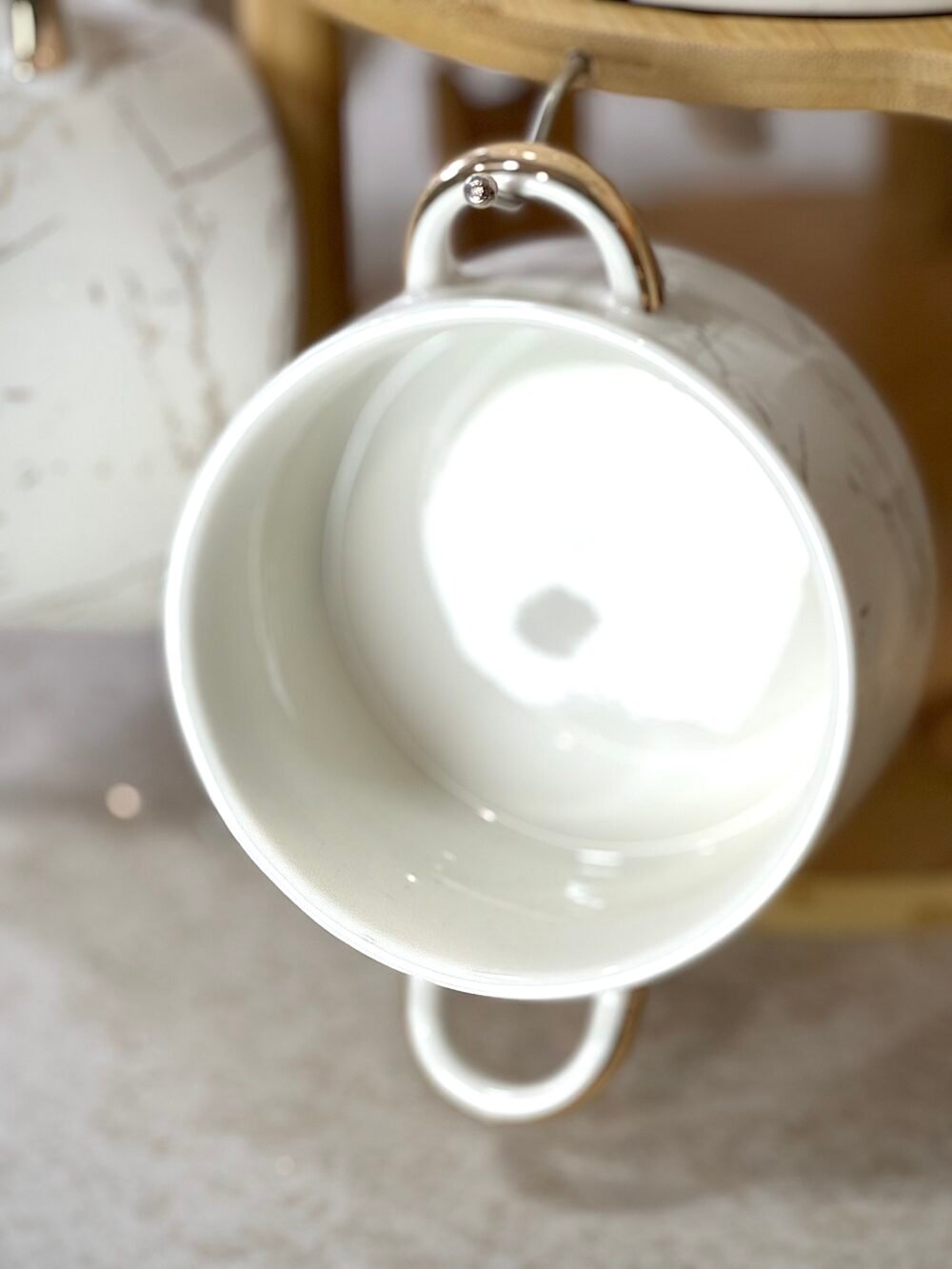 Ensemble Soupière avec Support Chauffant et 6 Bols avec Cuillères – Blanc et Doré Élégant