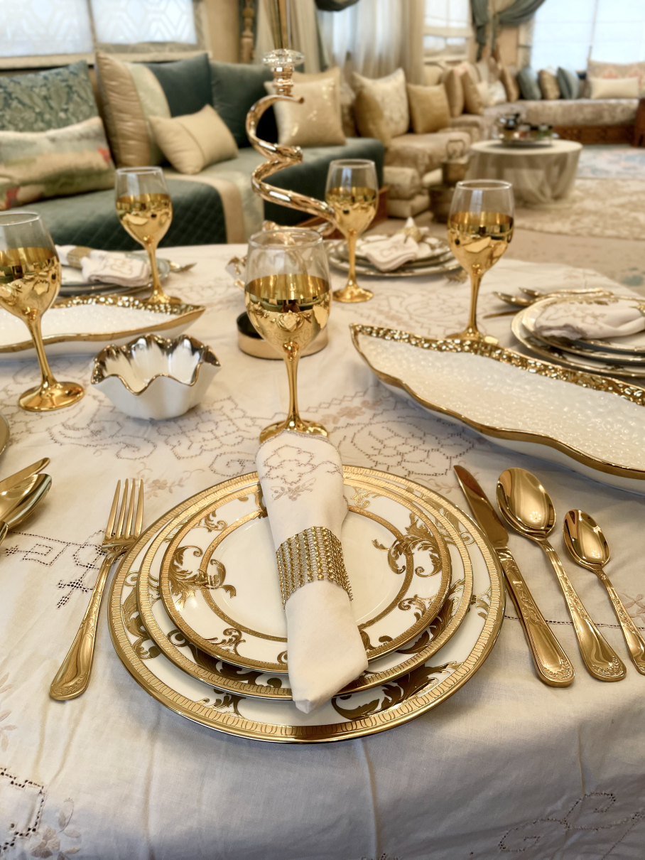 Ensemble de 36 Assiettes à Dîner Blanc et Or - Variation V