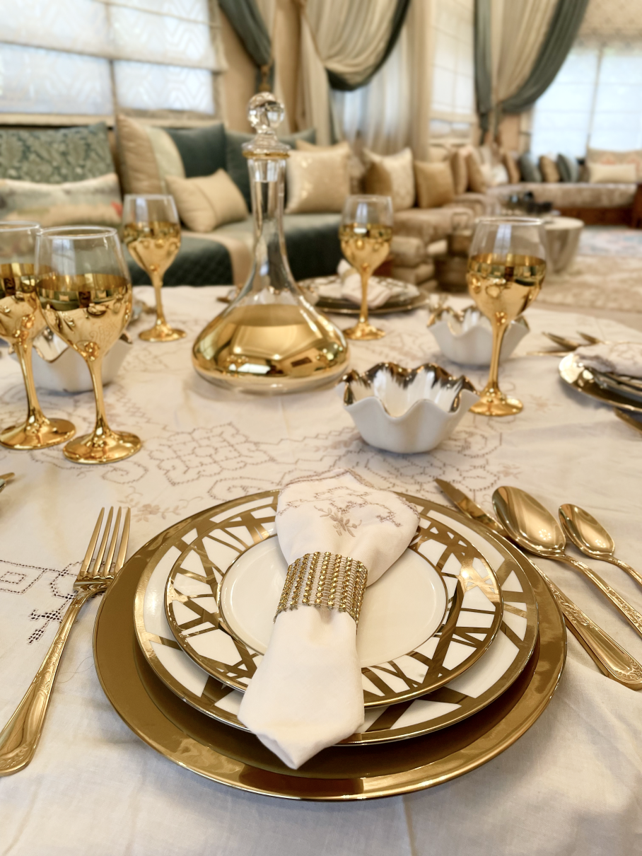 Ensemble de 36 Assiettes à Dîner Blanc et Or - Variation II