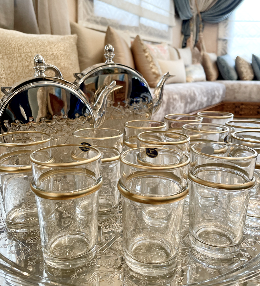 Ensemble de 12 Verres à Thé Marocains avec Anneau Doré