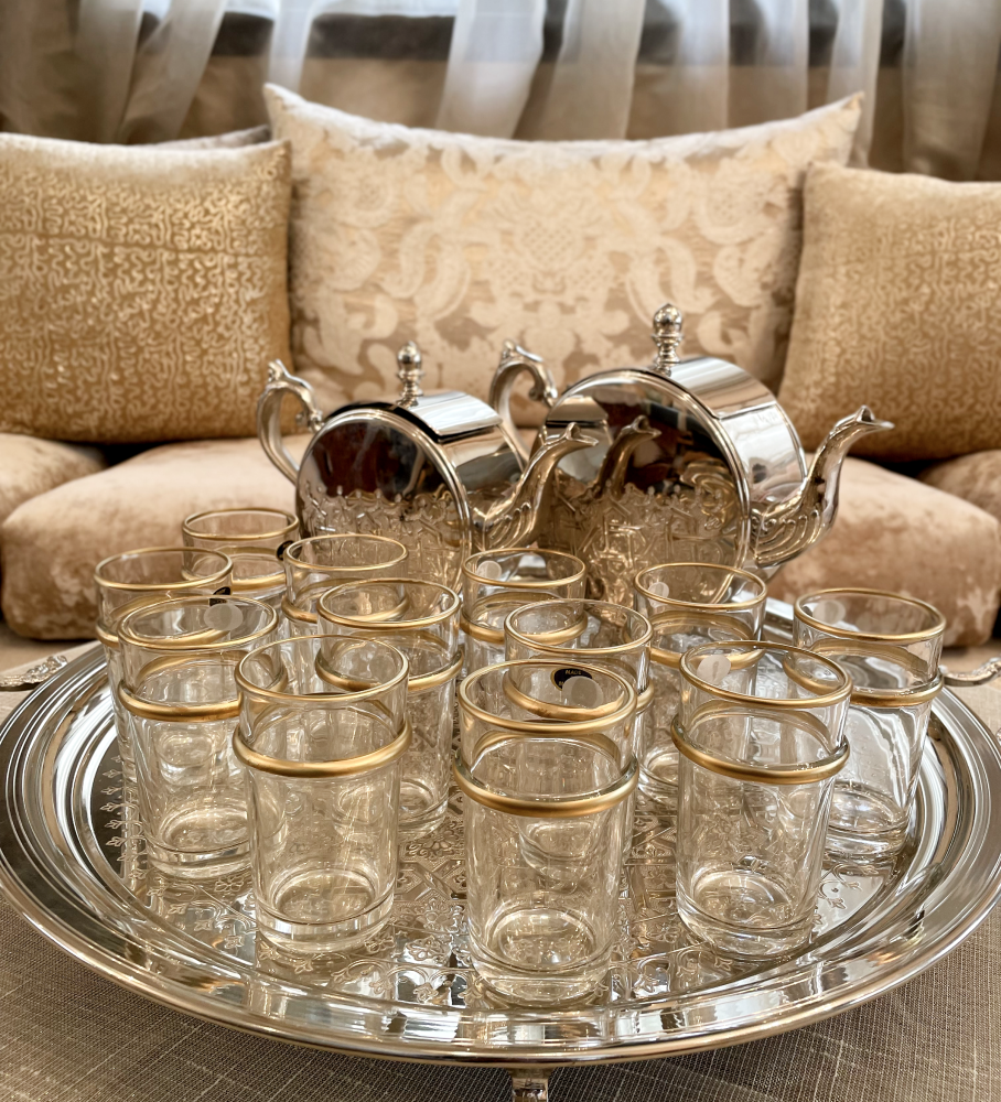 Ensemble de 12 Verres à Thé Marocains avec Anneau Doré