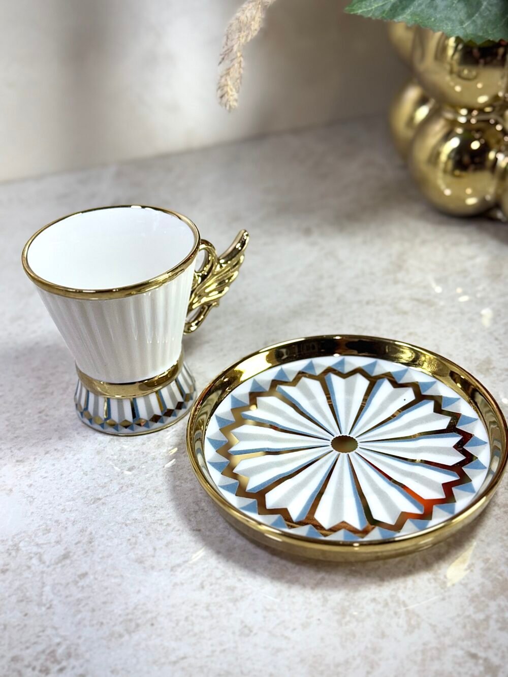Ensemble de 6 Tasses à Café Cygne avec Sous-Tasses – Blanc et Doré, Motifs Gris et Bleu