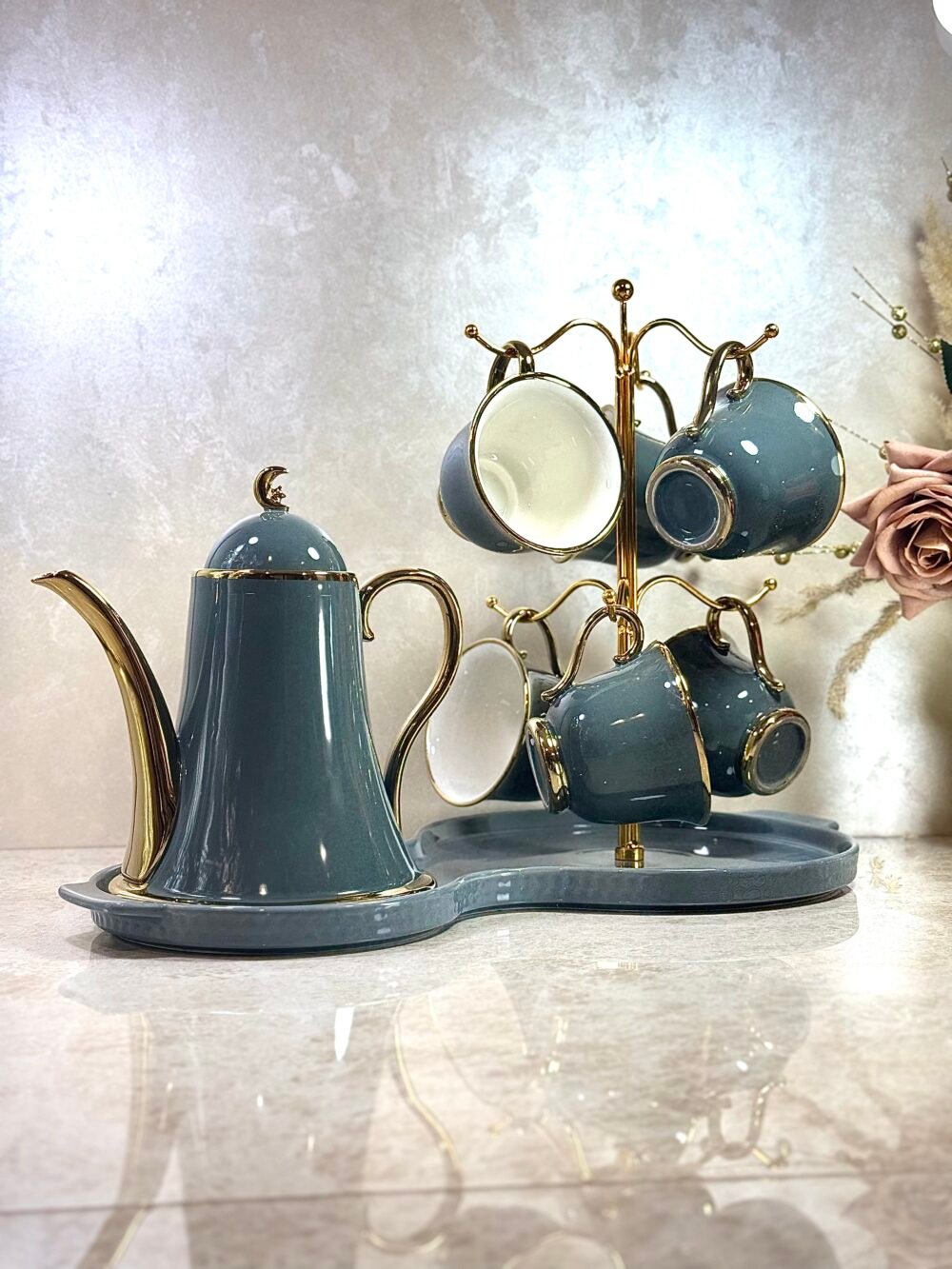 Ensemble Café Élégant Gris et Doré – 6 Tasses, Cafetière et Plateau Personnalisé