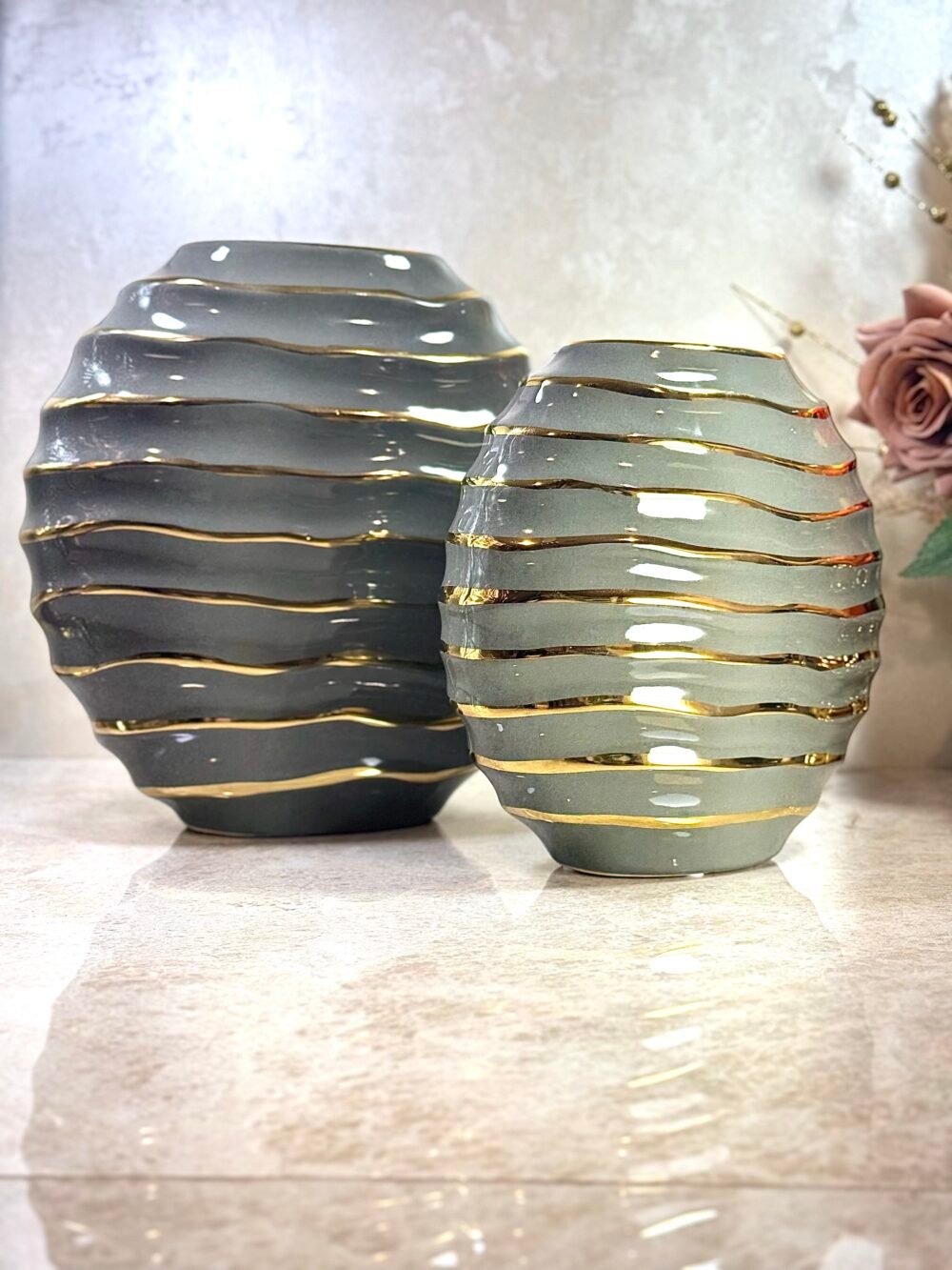 Ensemble de 2 Vases Galets Gris et Dorés