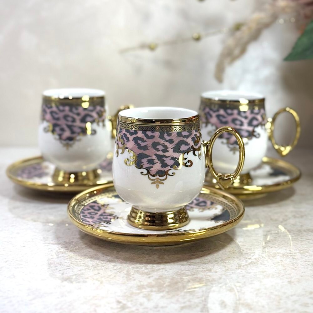 Ensemble de 6 Tasses à Café avec Sous-Tasses – Blanc et Doré, Motif Panthère Rose et Grise