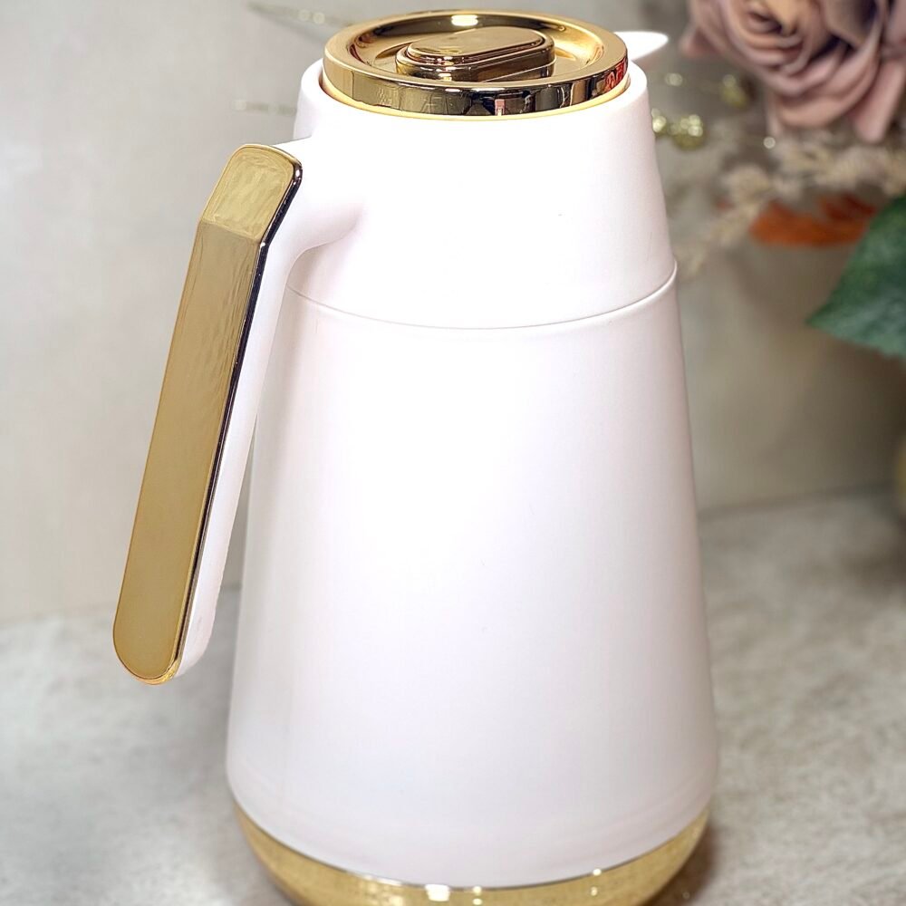Thermos Beige Élégant avec Motifs Dorés – Style Simple et Raffiné