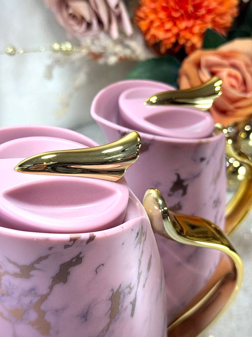 Ensemble de 2 Thermos Roses et Dorés à Motif Marbré