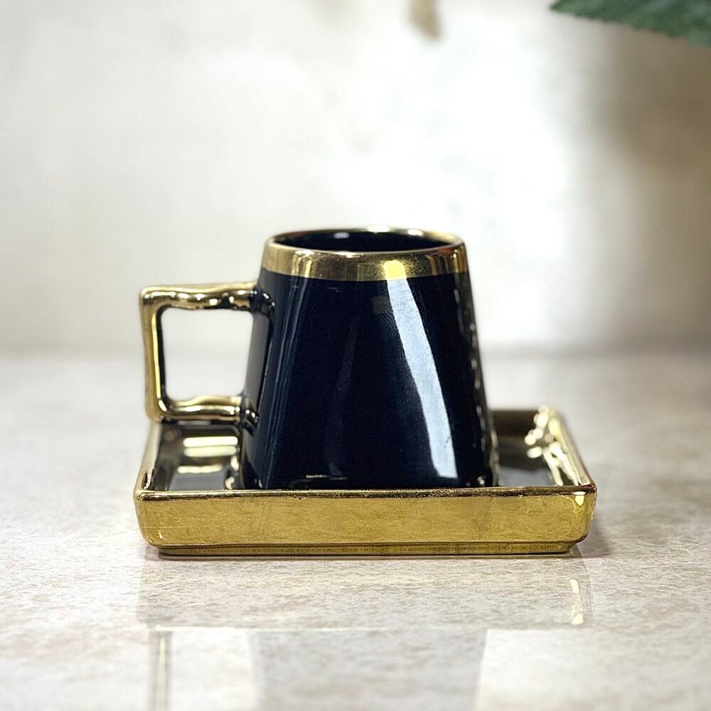Ensemble de 6 Tasses à Café et Sous-Tasses Carrées Noir et Doré – Design Élégant et Moderne