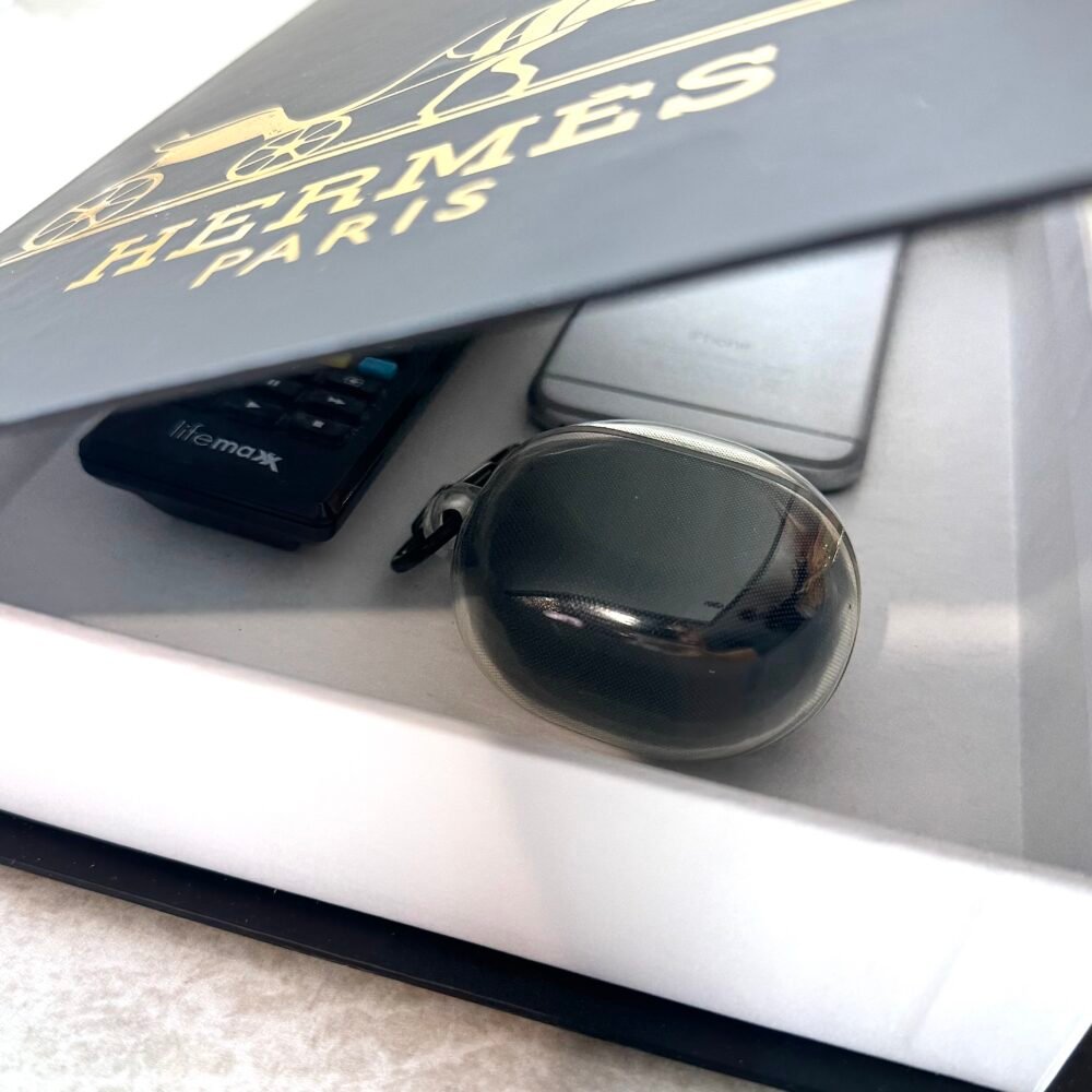 Boîte Décorative Style Livre HERMES Noir avec Lettres Dorées – Élégance et Rangement Pratique