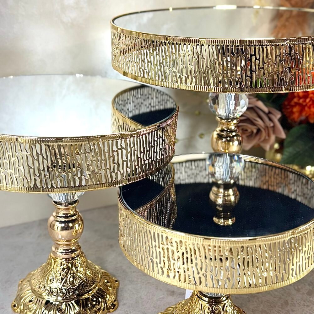 Ensemble de 3 Présentoirs Miroirs Surélevés – Style Traditionnel en Cristal et Doré
