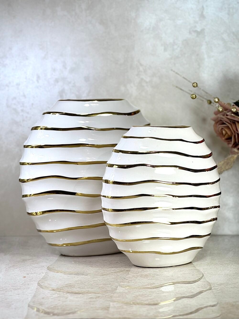 Ensemble de 2 Vases Galet Blanc et Doré