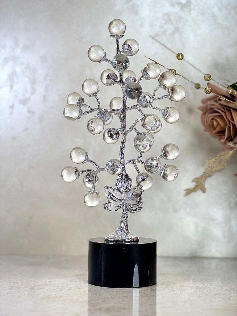 Arbre Décoratif en Métal et Verre – Boules Transparentes Élégantes