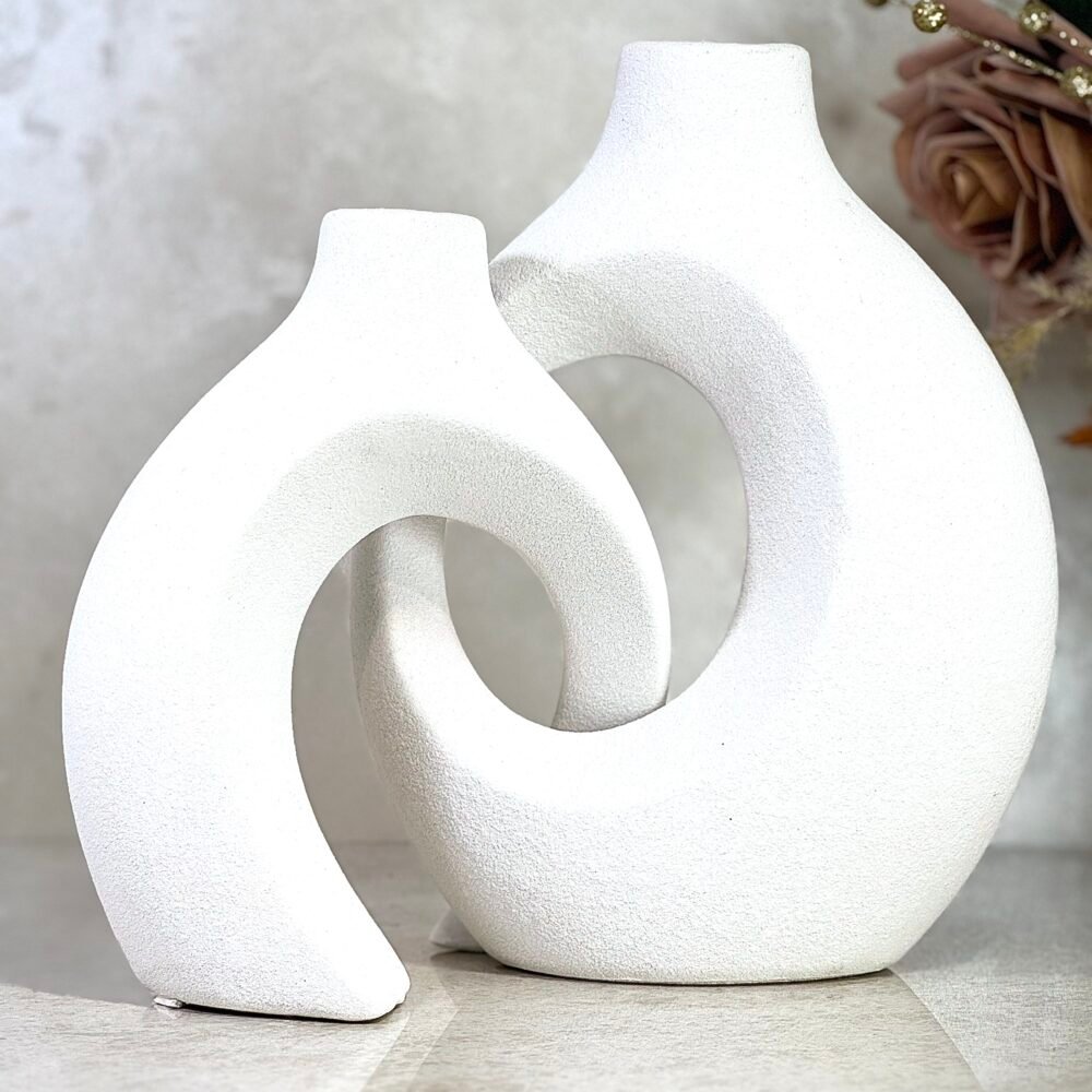 Ensemble de 2 Vases Entrelacés Blancs – Design Abstrait et Moderne Élégant