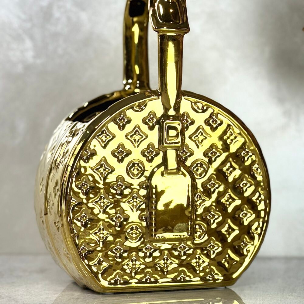 Vase Design en Forme de Sac LV – Décoration Originale Inspirée Luxe Haute Couture