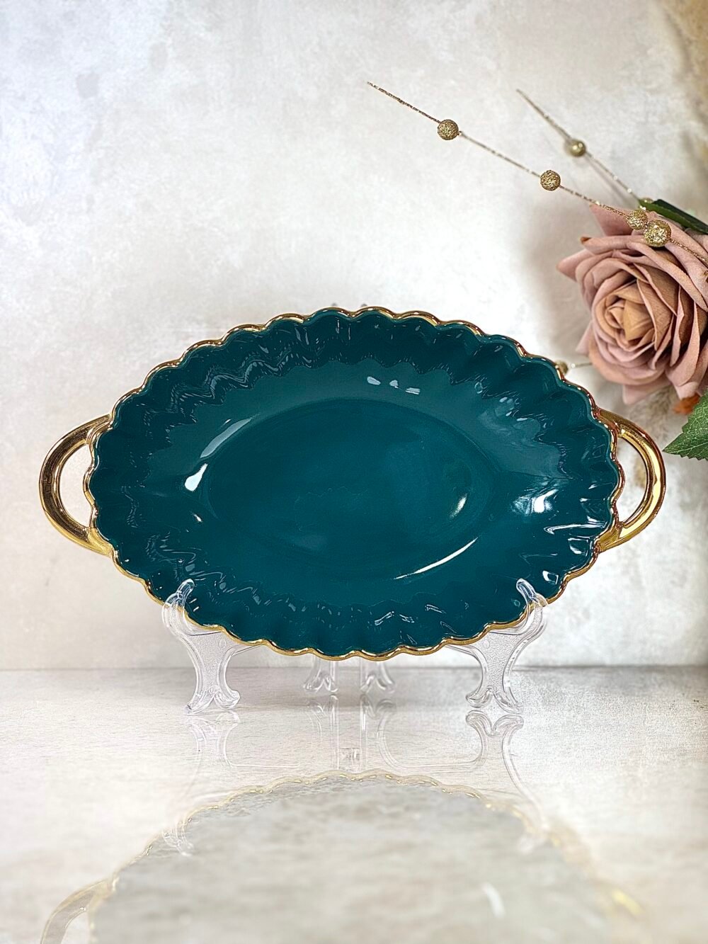 Bol Ovale de Présentation Vert avec Motifs Dorés et Poignées Élégantes