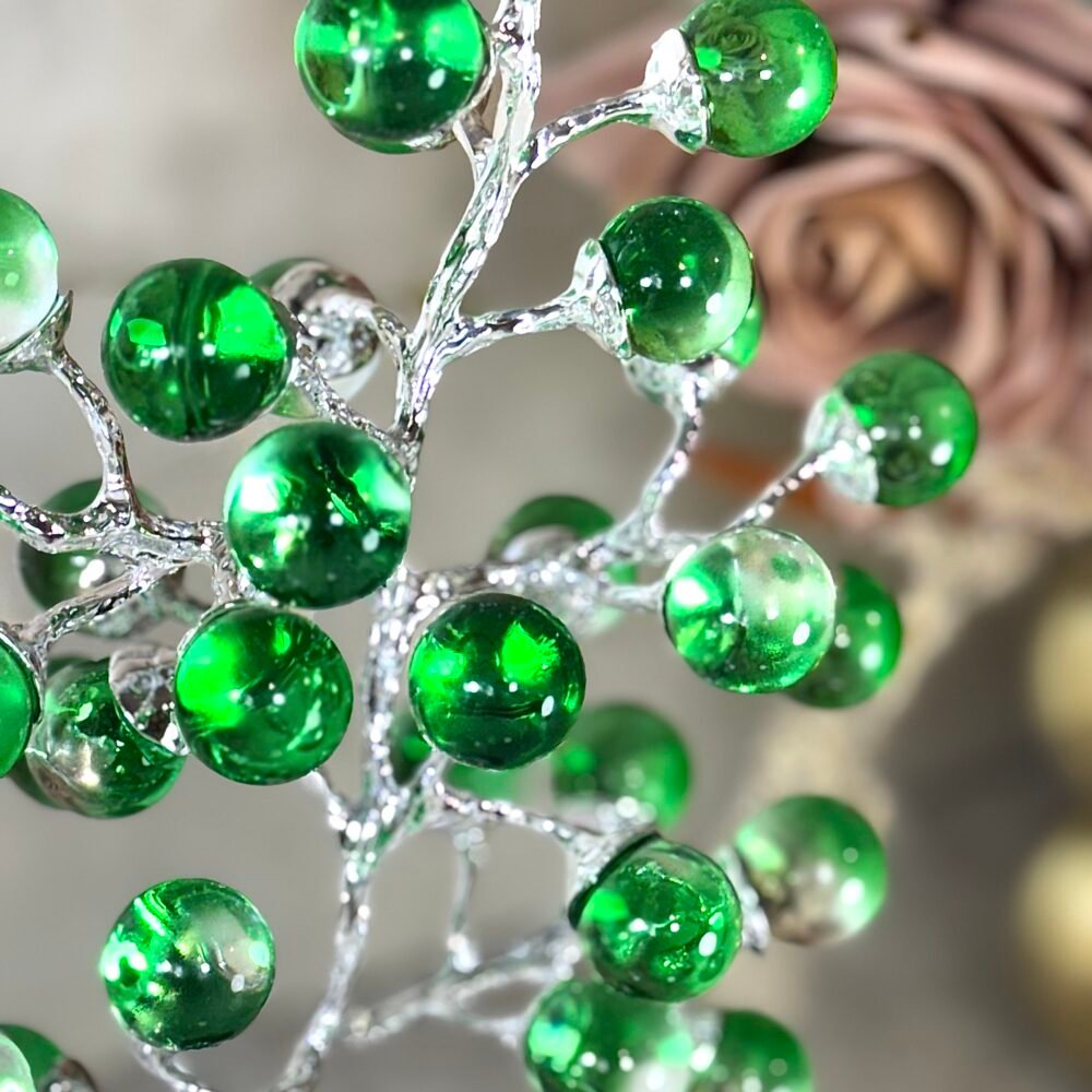 Arbre Décoratif en Métal Doré avec Boules en Verre Vert – Sculpture Élégante pour Intérieur Moderne