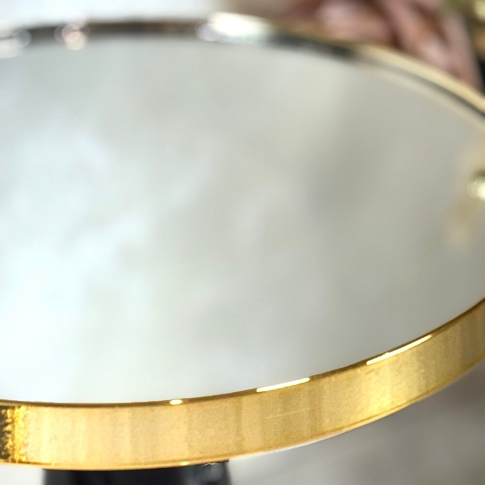 Présentoir Miroir Élevé Noir et Doré – Élégance Luxueuse et Reflets Sophistiqués