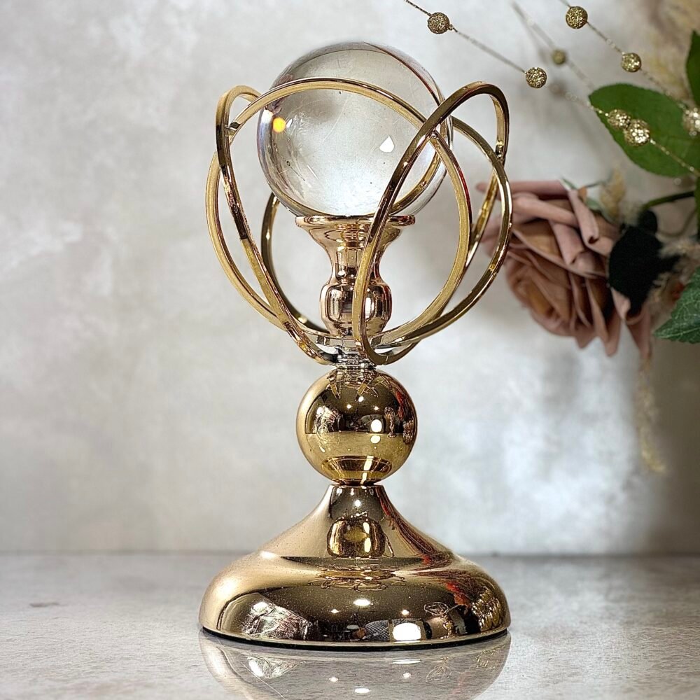 Torche Décorative Dorée avec Boule en Cristal – Élément Raffiné pour Intérieur Luxueux