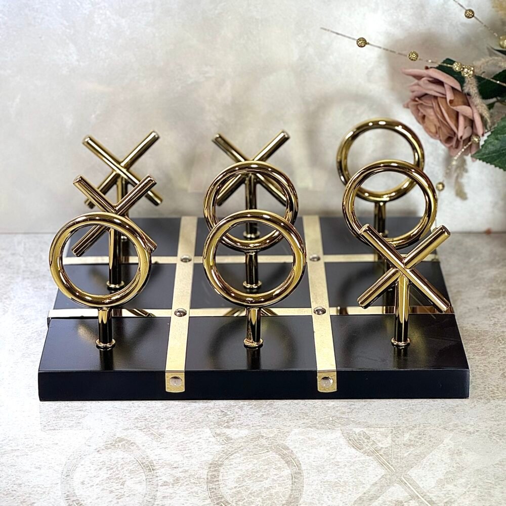 Jeu XO Noir et Doré Élégant – Décoration de Bureau Moderne et Ludique