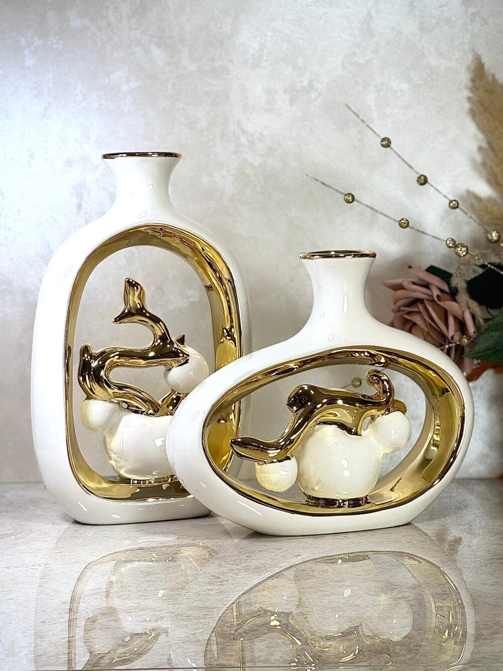 Ensemble de 2 Vases avec Décoration Branche de Pommier – Blanc et Doré Élégant