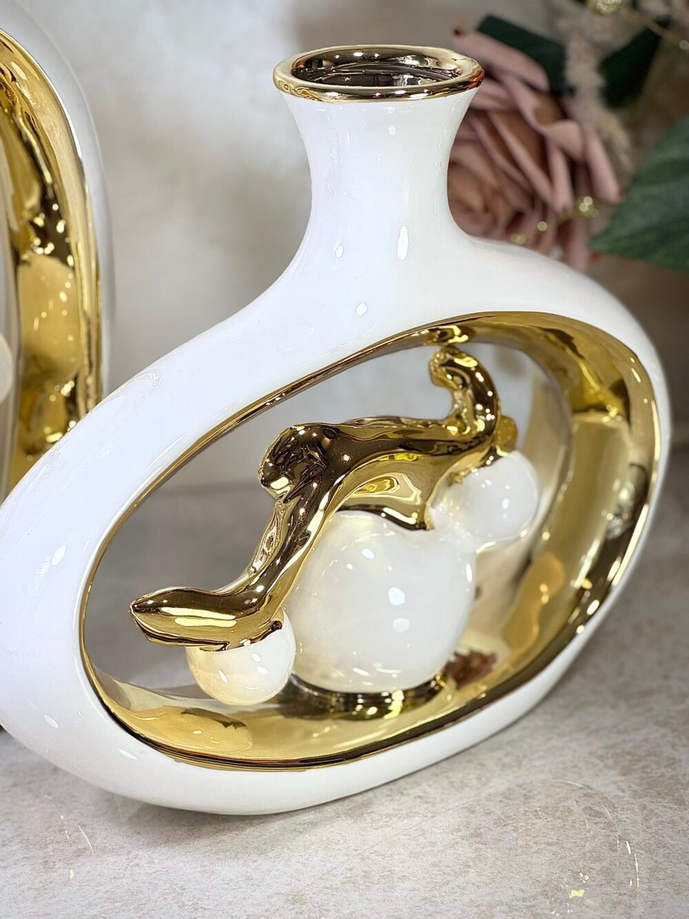 Ensemble de 2 Vases avec Décoration Branche de Pommier – Blanc et Doré Élégant