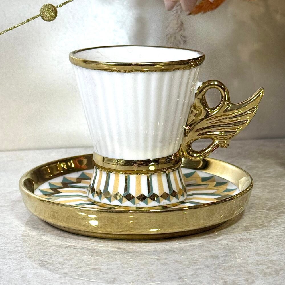 Ensemble de 6 Tasses à Café Cygne avec Sous-Tasses – Blanc et Doré, Motifs Verts et Orange Élégants