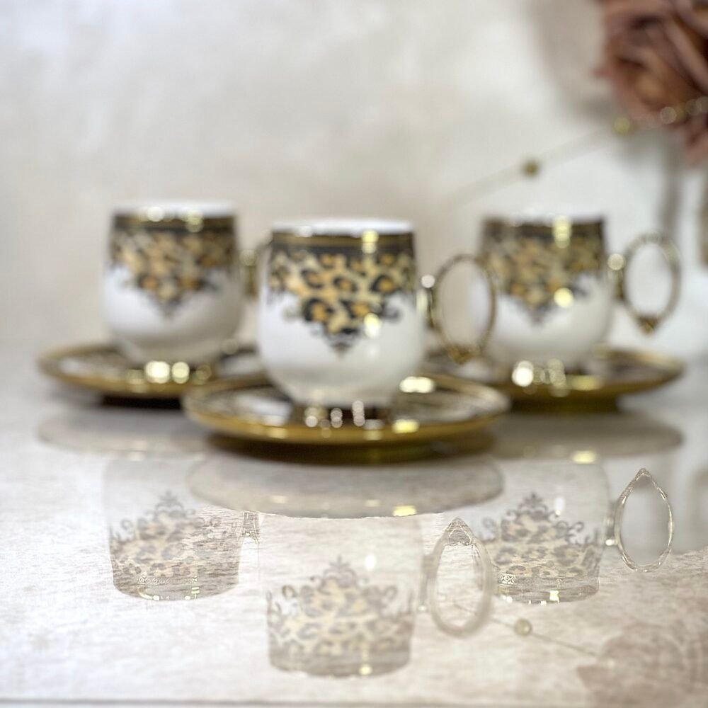 Ensemble de 6 Tasses à Café avec Sous-Tasses – Blanc et Doré, Motif Panthère Orange et Grise