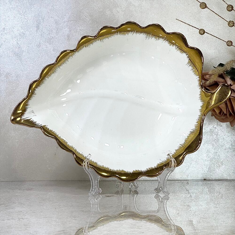Bol en Forme de Feuille – Blanc et Doré Brillant pour une Présentation Élégante